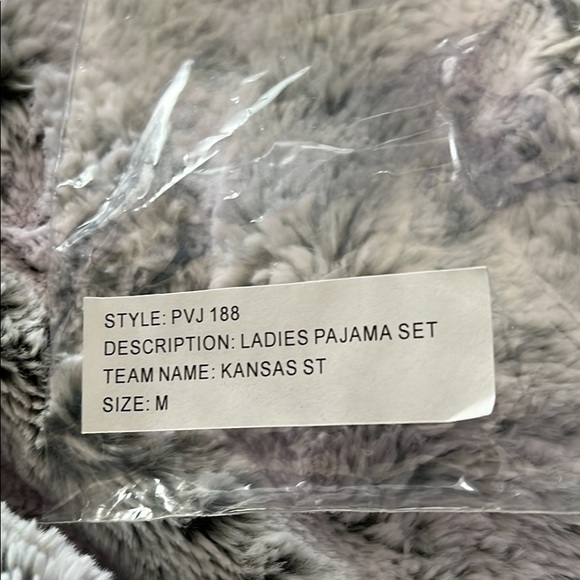 New with tags Women’s Medium Kansas State University Pajamas - Picture 4 of 5